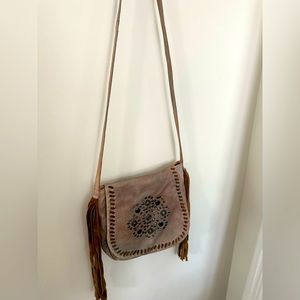 Darlington Court Fringe Crossbody Bag – Idyllwind Fueled by Miranda Lambert